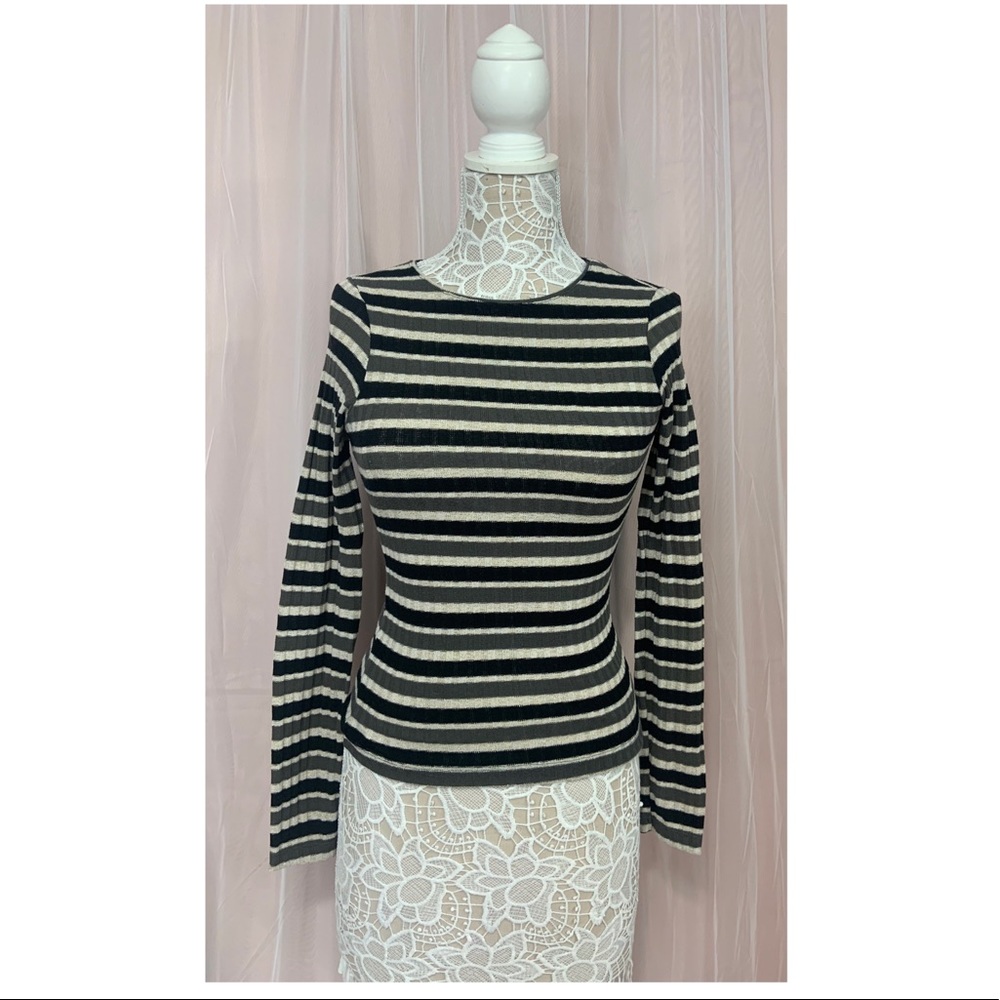 Zara Long sleeve striped shirt!